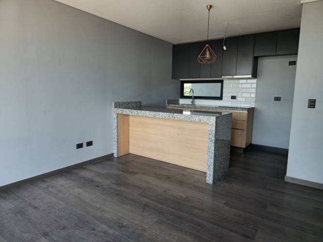 SE ARRIENDA AMPLIO DPTO INDEPENDENCIA 3D 2B B E