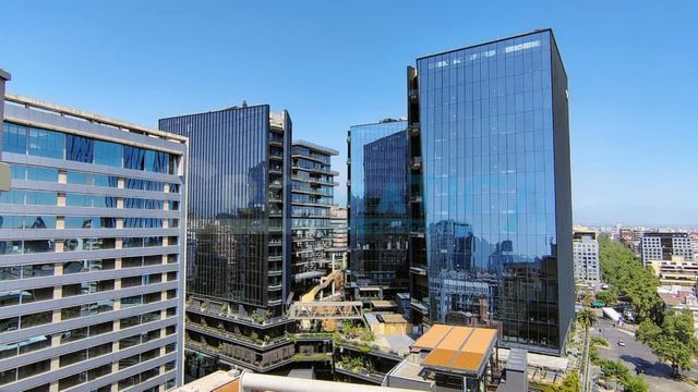 Depto. en venta amoblado con estacionamiento, Las Condes