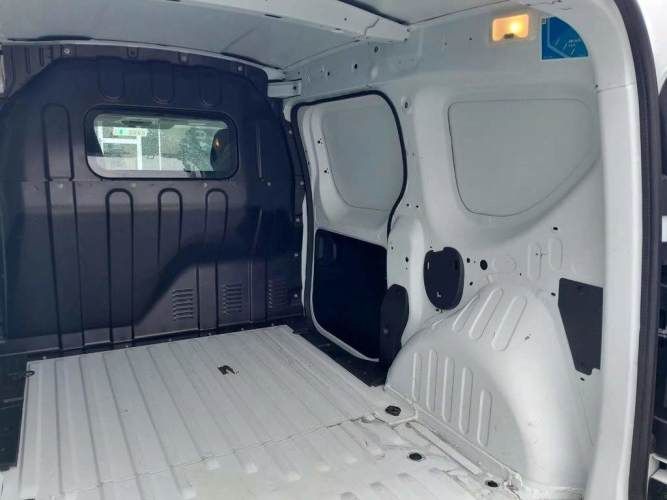 RENAULT EXPRESS 2023