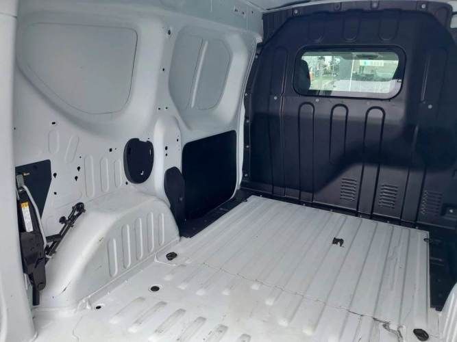 RENAULT EXPRESS 2023