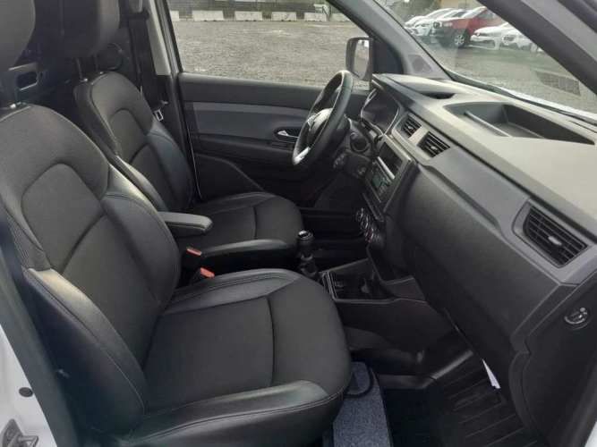 RENAULT EXPRESS 2023