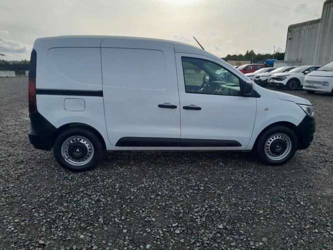 RENAULT EXPRESS 2023