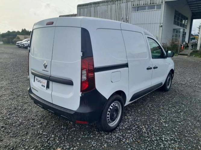 RENAULT EXPRESS 2023