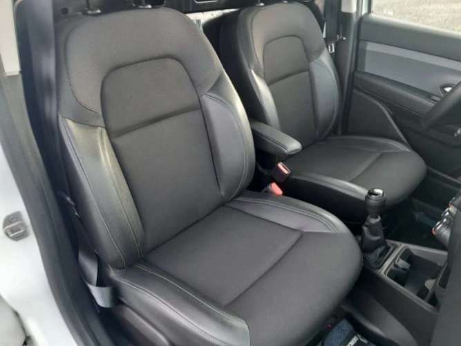 RENAULT EXPRESS 2023