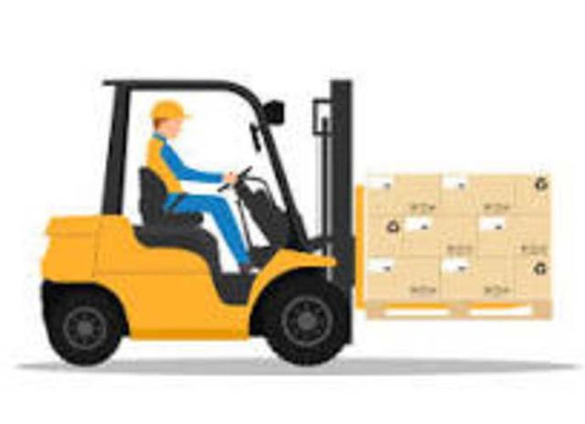 Operario de grua horquilla