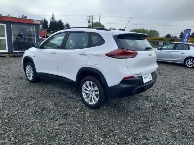 CHEVROLET TRACKER 2024