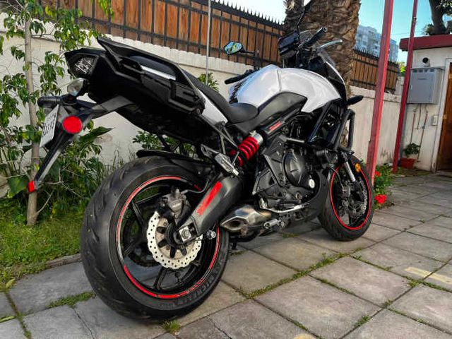 Moto Kawasaki Versys 650 CC