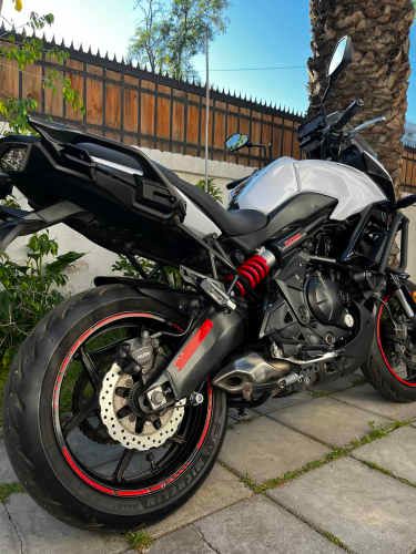 Moto Kawasaki Versys 650 CC