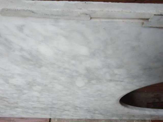 Ensimera de mármol blanco y tramos gris 158x52x2cm para lava manos