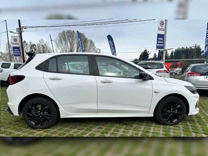 CHEVROLET ONIX 2024