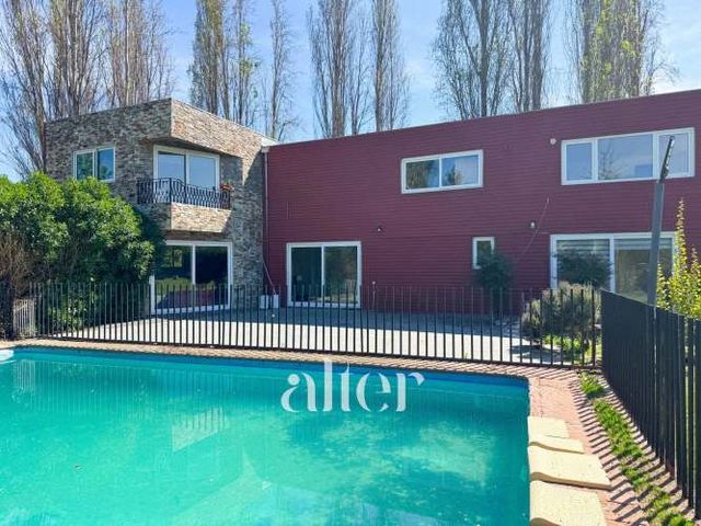 Linda y gran casa Condominio 6D4B c/piscina (124319)