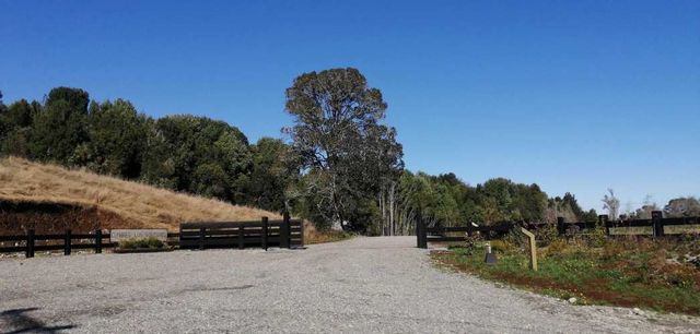 PARCELA CON LINDA VISTA (124329)