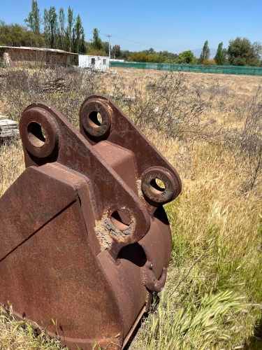 Balde para Excavadora Oruga tipo 200 y/o 220