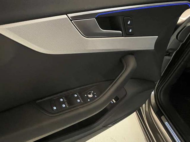 Audi A4 40 TFSI 2.0 AUT (2022)