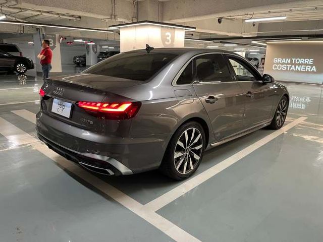 Audi A4 40 TFSI 2.0 AUT (2022)
