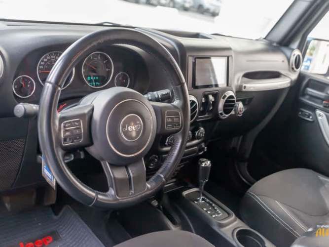 Jeep Wrangler Sahara Unltd 2016