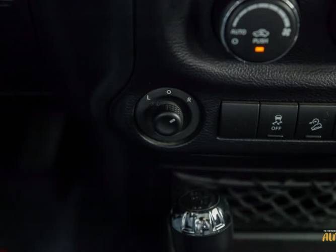 Jeep Wrangler Sahara Unltd 2016