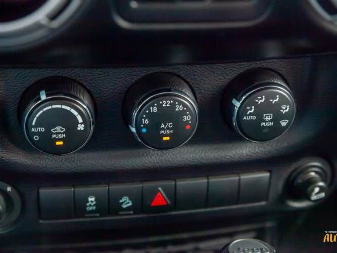 Jeep Wrangler Sahara Unltd 2016