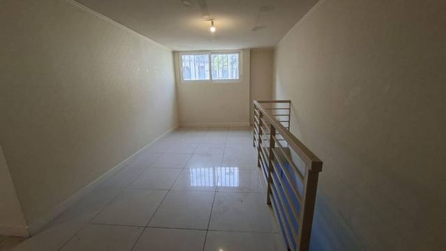 OFICINA CON EL 50% DE DSCTO CERCA AL METRO SANTA ANA