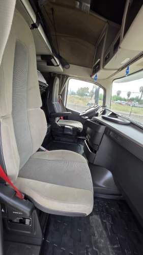 Camion Volvo FH 460, Ishif 2016