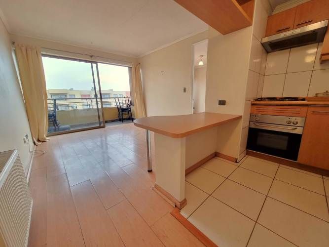 Depto. Frente a Mall Florida Center, Metro El Mirador, 1Dor+1Baño.