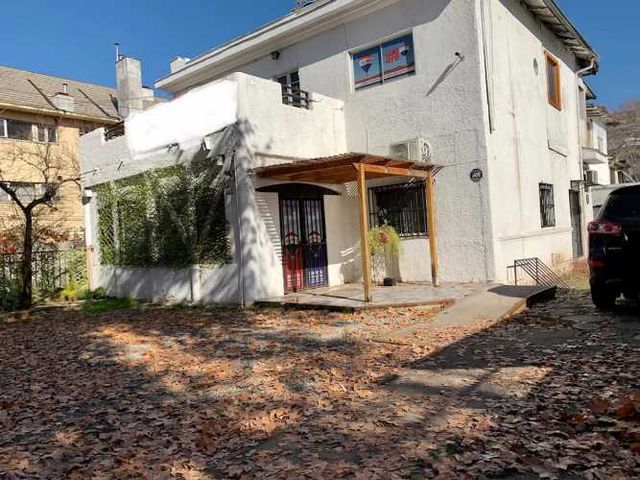 Inversión, oficina comercial, bodega 1 cuadra metro M. Eyzaguirre, 20 privados , 9 estacionamientos, 490 mts., bono pié, crédito del propietario