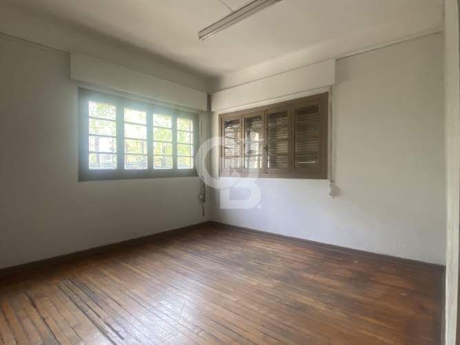 Casa a solo tres cuadras del Metro Inés de Suárez