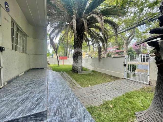 Casa a solo tres cuadras del Metro Inés de Suárez