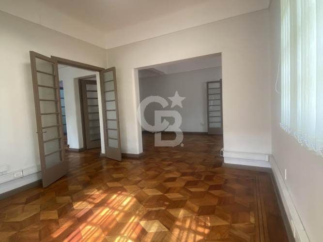 Casa a solo tres cuadras del Metro Inés de Suárez