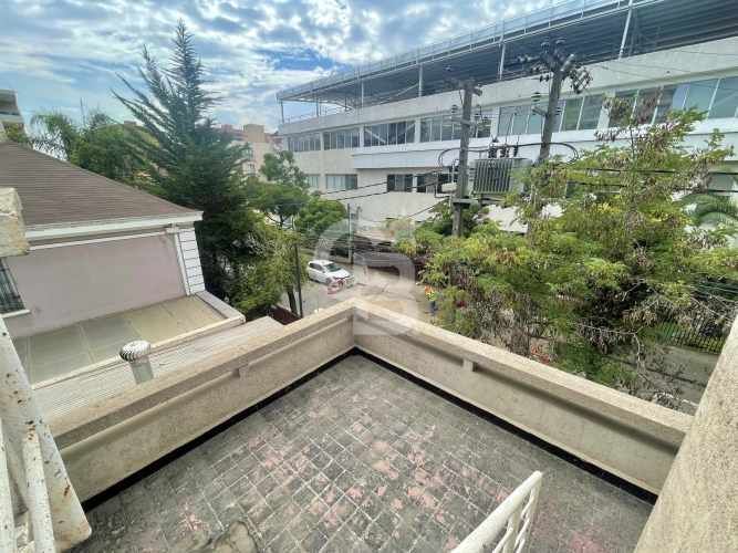 Casa a solo tres cuadras del Metro Inés de Suárez