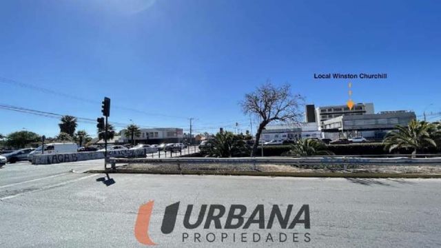 Local AMPLIO CENTRO MÉDICO Y DENTAL