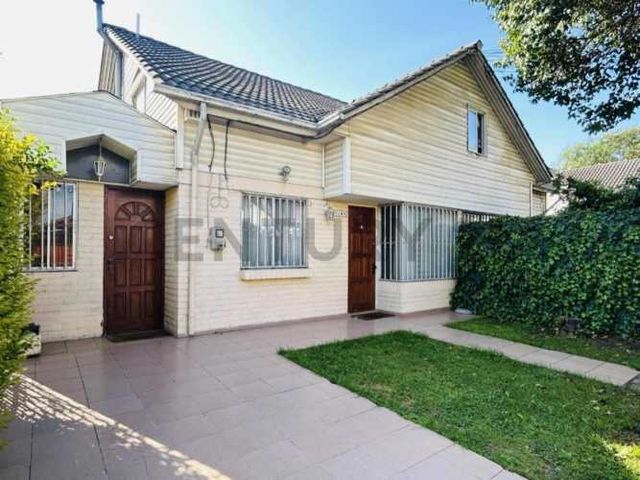 Se vende casa en Maipú, Metro Las Parcelas