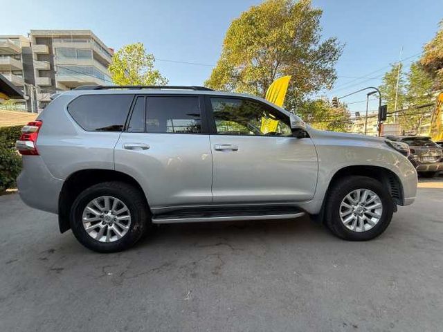 TOYOTA LAND CRUISER PRADO  2014