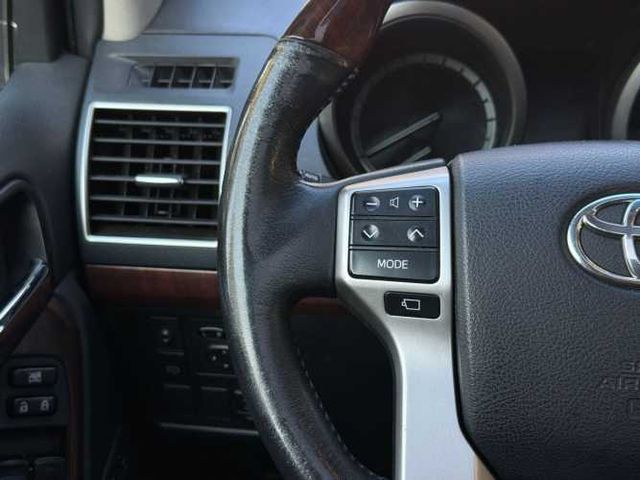 TOYOTA LAND CRUISER PRADO  2014