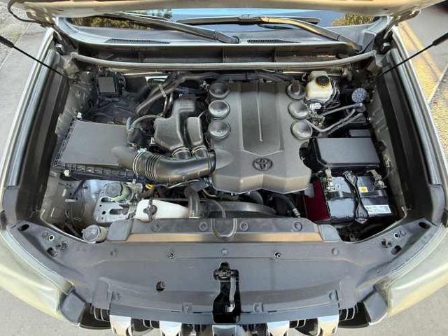 TOYOTA LAND CRUISER PRADO  2014