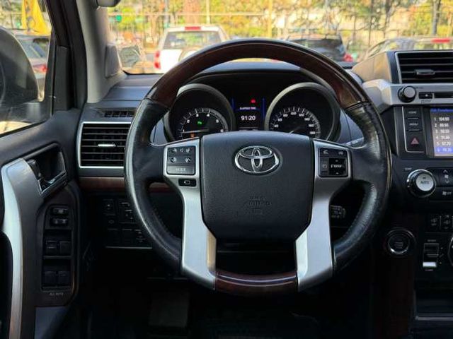 TOYOTA LAND CRUISER PRADO  2014