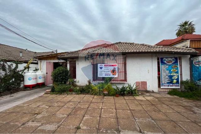 Se vende casa para local comercial o restaurante