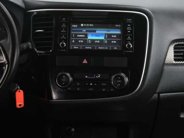 Mitsubishi Outlander 2.0 At 4x2 2019