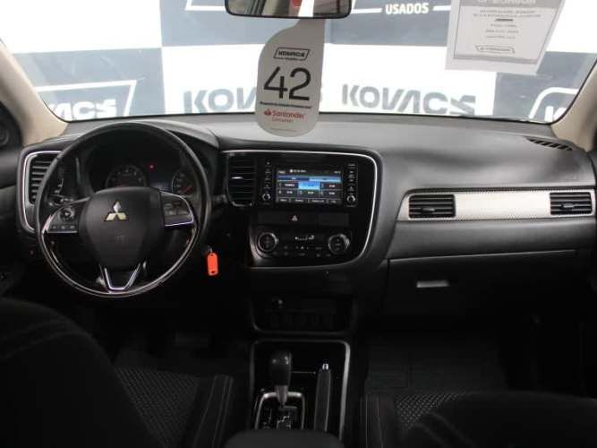 Mitsubishi Outlander 2.0 At 4x2 2019