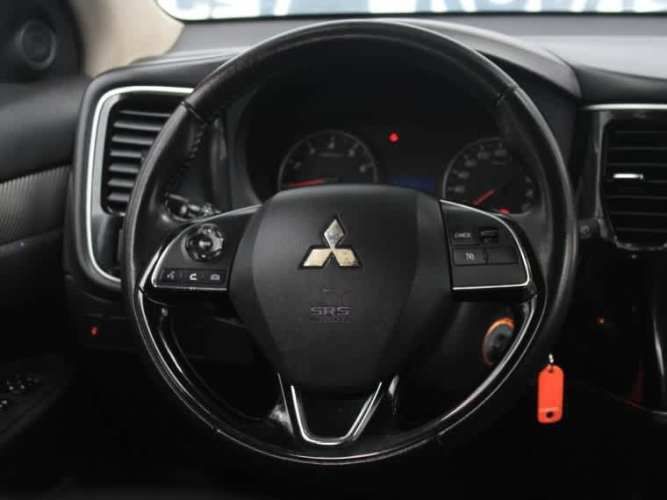 Mitsubishi Outlander 2.0 At 4x2 2019