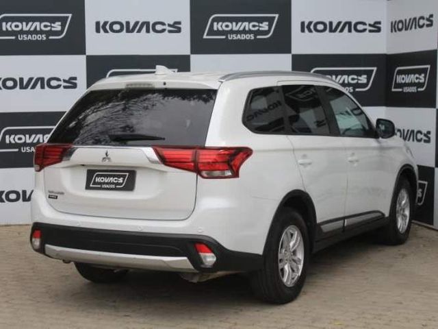 Mitsubishi Outlander 2.0 At 4x2 2019