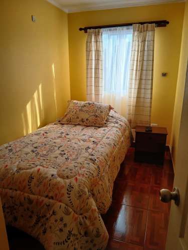 arriendo de piezas amobladas (solo mujer)