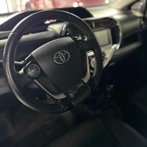 TOYOTA PRIUS C 2019 AUTOMÁTICO