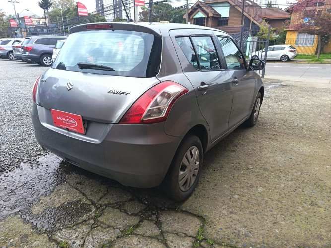 SUZUKI SWIFT 2015