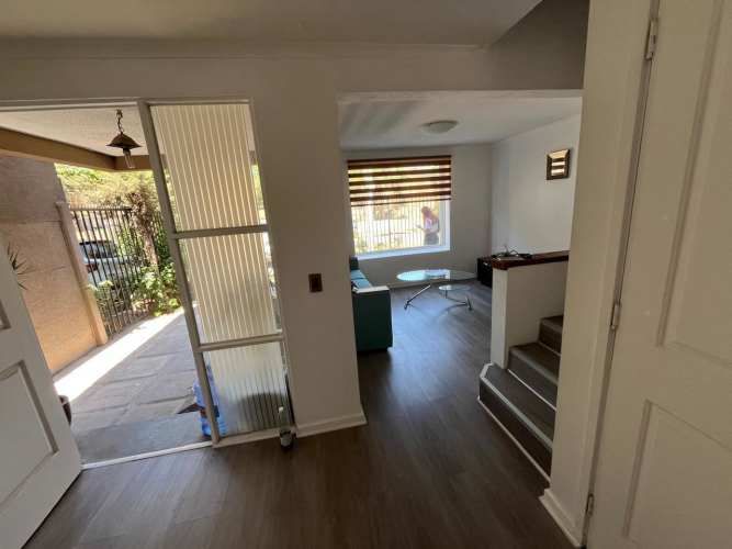 Casa de tres pisos en condominio Hacienda Huechuraba 6