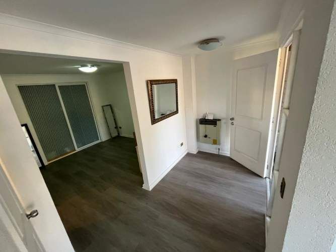 Casa de tres pisos en condominio Hacienda Huechuraba 6