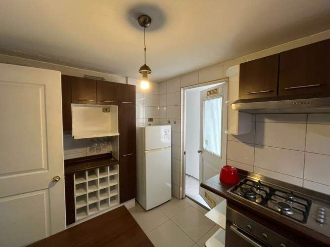 Casa de tres pisos en condominio Hacienda Huechuraba 6