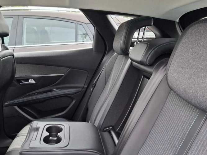 PEUGEOT 3008 2023