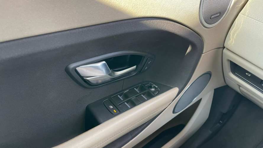 Land Rover Evoque Si4 2.0T AUT (2012)