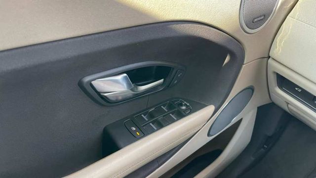 Land Rover Evoque Si4 2.0T AUT (2012)